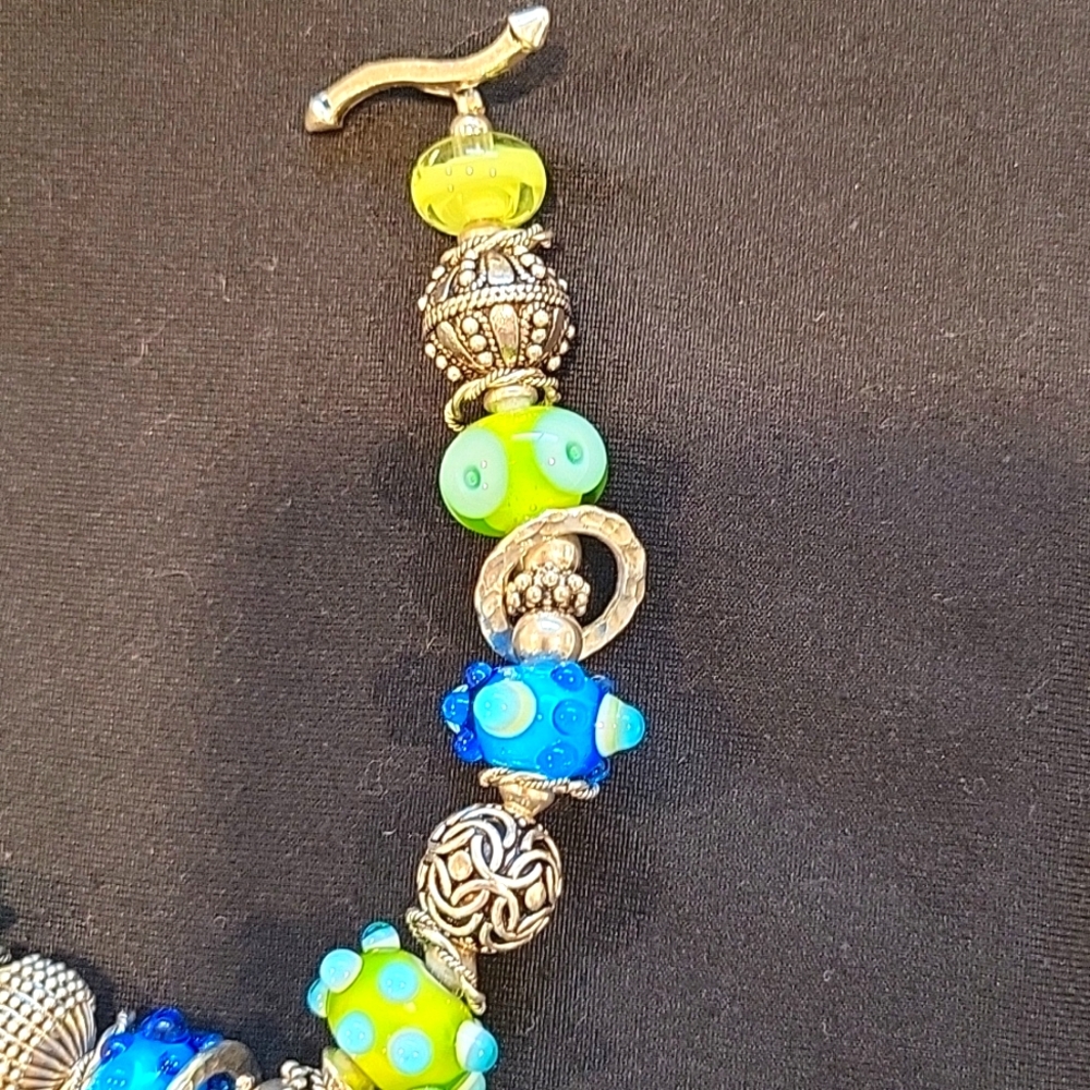 Bracelet - Picture 2 of 4